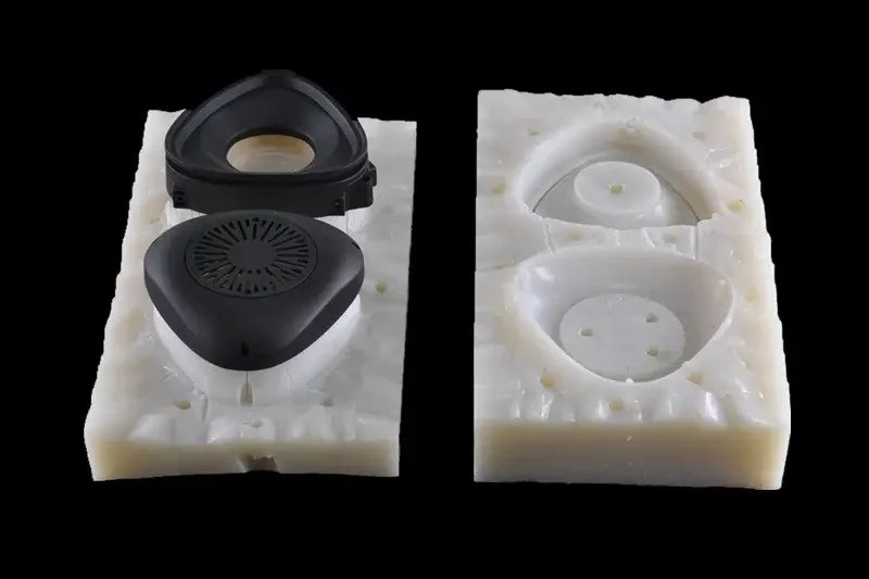 prototi.com-vacuum-casting-black ABS part with silicon mold